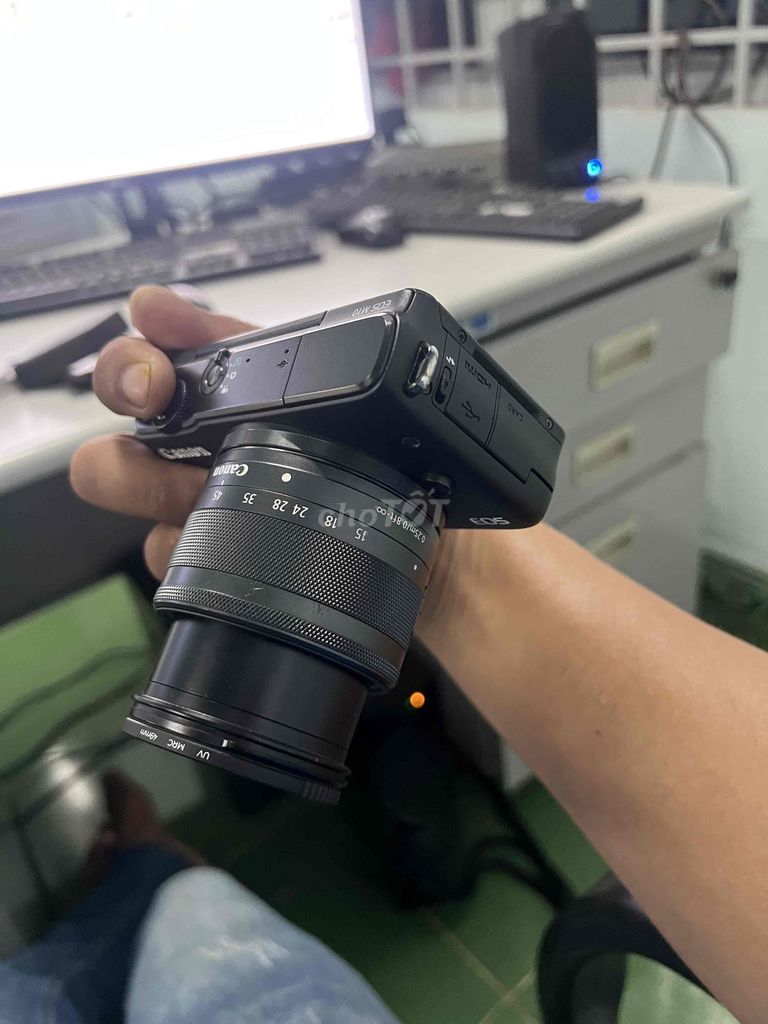 Máy ảnh Canon EOS M10 Đen. Mua bán Máy ảnh, Máy quay tại Huyện Tân Châu Tây Ninh được đăng bởi Hải Đăng hình 1