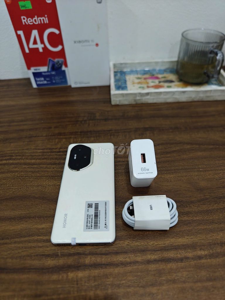 Honor 300 Pro 5G 12/256 Vàng sạc 66w có ship COD. Mua bán Điện thoại tại Quận Hoàng Mai Hà Nội được đăng bởi Trần Ngọc Hiếu hình 1