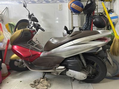 Cần bán xe Honda PCX 2011 biển số HCM. Mua bán Xe máy tại Quận 6 Tp Hồ Chí Minh được đăng bởi Thùy Linh