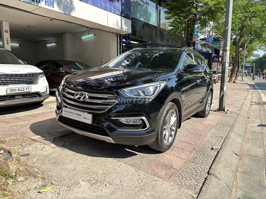 Hyundai Santa Fe 2.4 AT AWD 2017 đk 2018. Mua bán Ô tô tại Quận Long Biên Hà Nội được đăng bởi AUTO TÂN HƯNG THỊNH hình 4