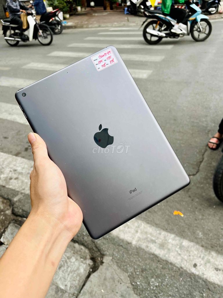 ipad gen 9-64gb grey wifi only