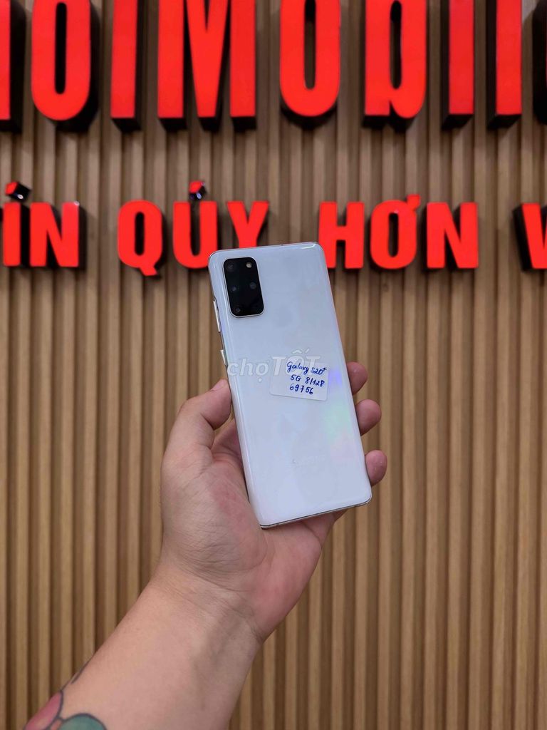 Samsung S20 Plus 8GB/128GB Trắng. Mua bán Điện thoại tại Quận Đống Đa Hà Nội được đăng bởi  HT Mobie Trả góp nợ xáu bao duyệt hình 1