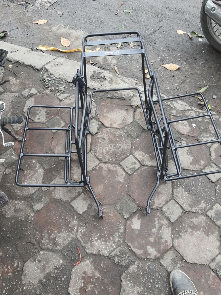 Chuyên sản xuất giá chở hàng cho xe máy. Mua bán Phụ tùng xe tại Quận Hai Bà Trưng Hà Nội được đăng bởi nguyen tuan hình 3