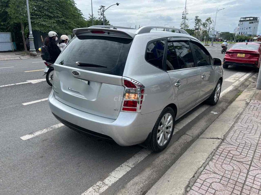 Kia Carens 2011 SX 2.0 AT - 188000 km. Mua bán Ô tô tại Thành phố Vĩnh Long Vĩnh Long được đăng bởi Thuỳ Phan hình 5