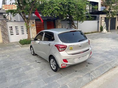 Hyundai i10 2015 Bạc Số sàn