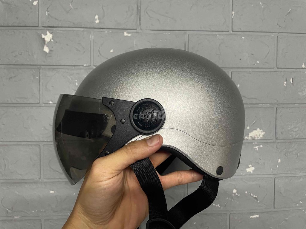 Nón sơn chính hãng - nón kính bạc. Mua bán Phụ kiện thời trang khác tại Thành phố Thủ Dầu Một Bình Dương được đăng bởi Tuấn hình 1