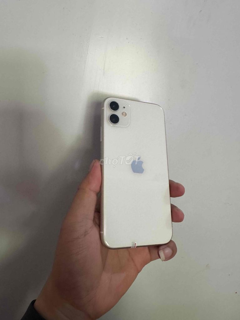 Apple iPhone 11 64GB Trắng zin chuẩn. Mua bán Điện thoại tại Thành phố Buôn Ma Thuột Đắk Lắk được đăng bởi nguyễn Hải hình 1