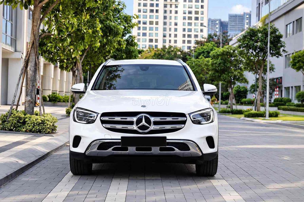Мерседес GLC 200 4MATIC 2022 Белый V1 1,2 миллиарда долларов США