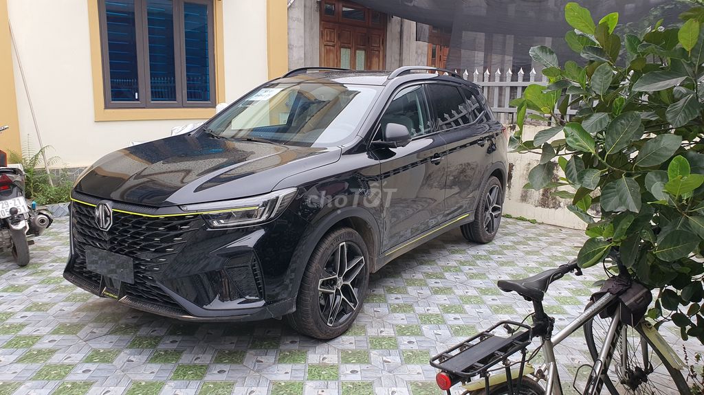 MG RX5 2024 Lux 10.000km Đen. Mua bán Ô tô tại Huyện Mê Linh Hà Nội được đăng bởi Phạm Tuấn Anh hình 2