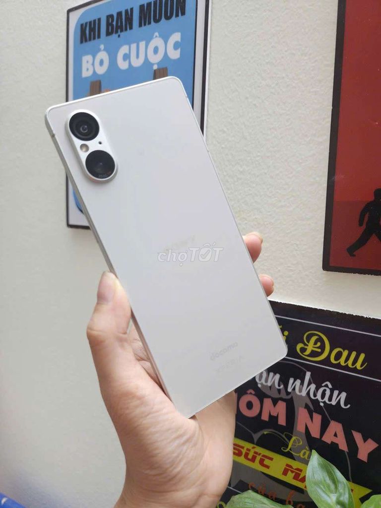Sony Xperia 5 V( mark 5) Snapdragon 8 Gen 2 Trắng. Mua bán Điện thoại tại Quận Ninh Kiều Cần Thơ được đăng bởi Thinhmobile Cần thơ  hình 1