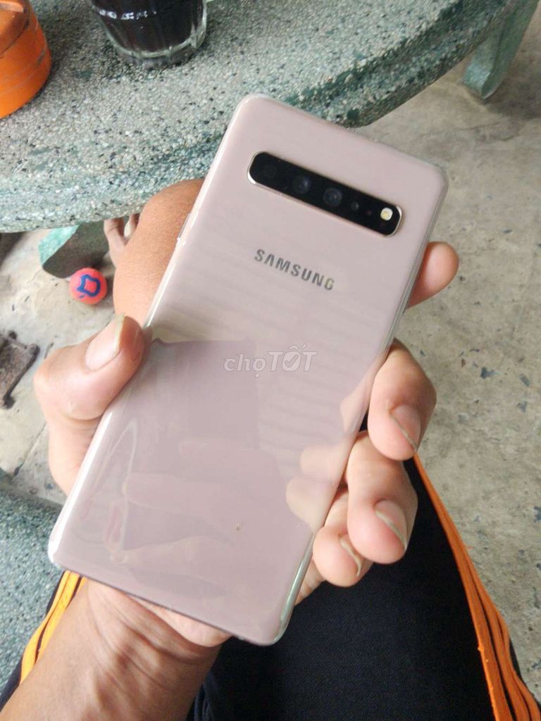 Samsung S10 5G Hồng. Mua bán Điện thoại tại Huyện Bình Chánh Tp Hồ Chí Minh được đăng bởi  minh khải hình 1