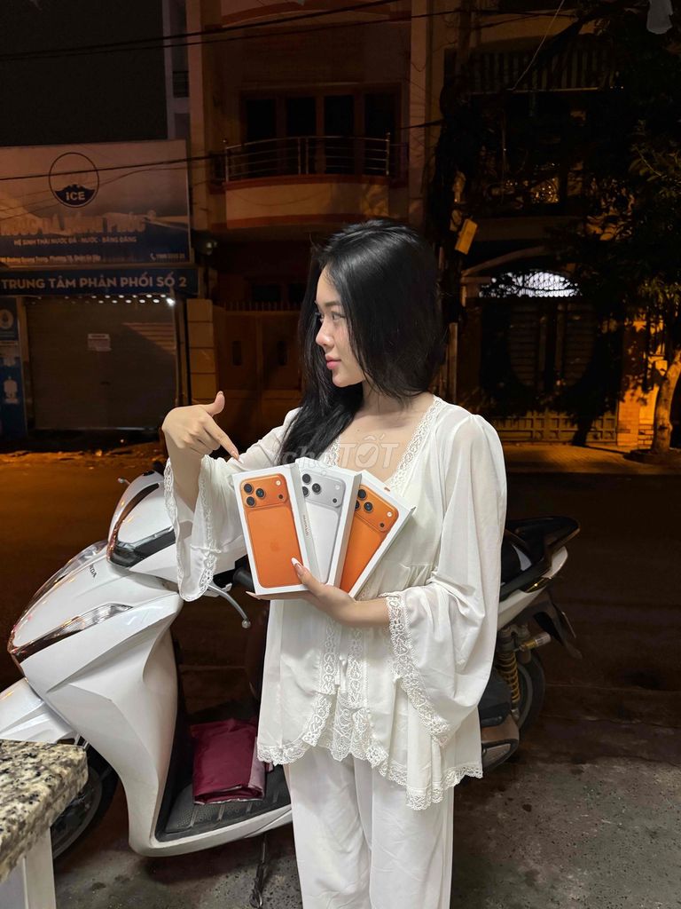 Iphone 17 Promax 2Tb Cam Việt Nam Newseal. Mua bán Điện thoại tại Quận Gò Vấp Tp Hồ Chí Minh được đăng bởi Võ Chí Bảo hình 1