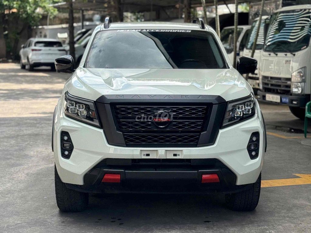 Nissan Navara 2022 PRO4X - 21000 km. Mua bán Ô tô tại Quận Tân Phú Tp Hồ Chí Minh được đăng bởi Hoang Long Geely hình 2