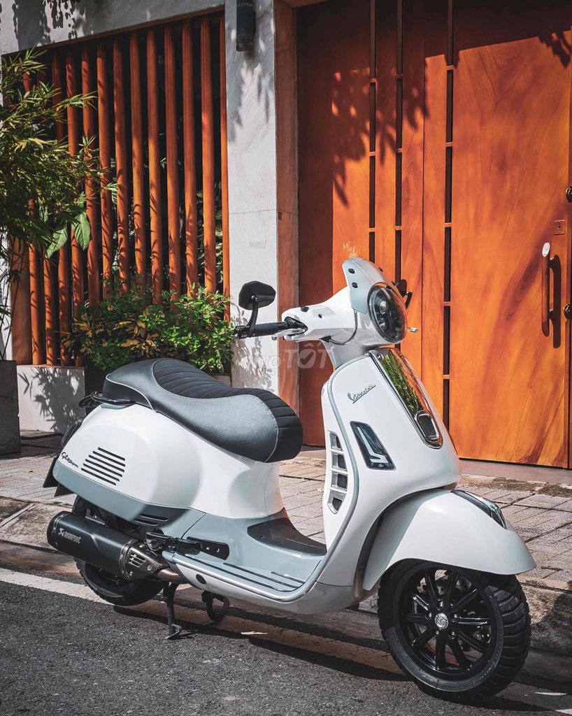Vespa GTS300 quarsa sơn zin đẹp keng. Mua bán Xe máy tại Quận 7 Tp Hồ Chí Minh được đăng bởi Phạm Duy hình 3