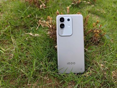 iQOO Z10X Chip Mediatek 7300 New Seal 100% FullBox