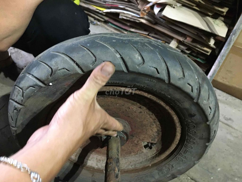 Trục bánh xe dk 40cm. Mua bán Phụ tùng xe tại Huyện Đông Anh Hà Nội được đăng bởi Mua bán  hình 6