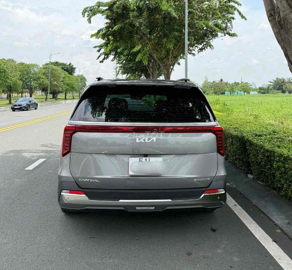 Kia Carnival 2025 Signature 2.2D - 8000 km. Mua bán Ô tô tại Quận 12 Tp Hồ Chí Minh được đăng bởi Văn Bình hình 4