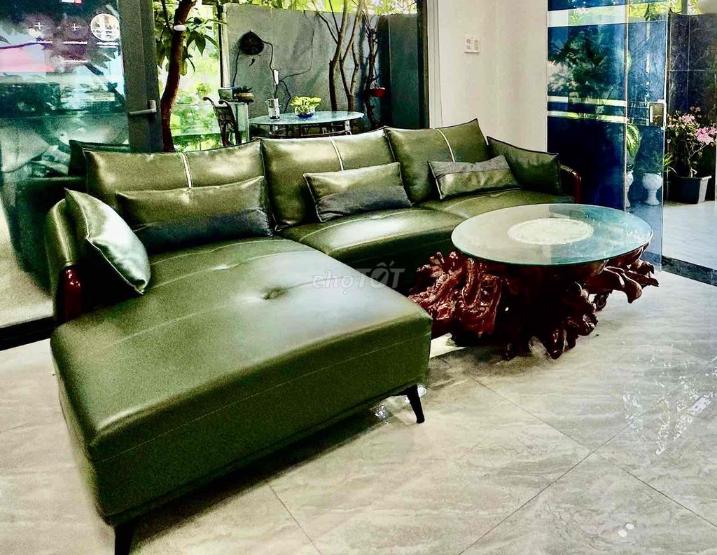 CĂN BIỆT THỰ LÔ GÓC 2 MẶT TIỀN 3 TẦNG,ĐỐI DIỆN CÔN