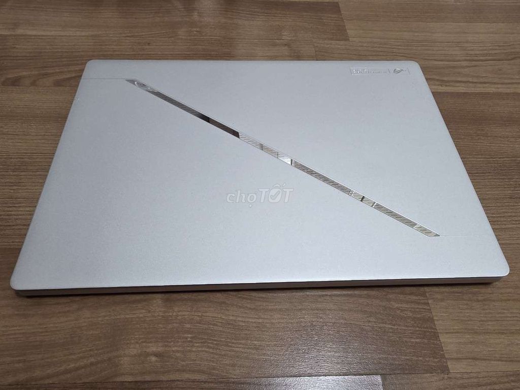ASUS ROG Zephyrus G16 Ultra 9 16 inch 32GB/2tb. Mua bán Laptop tại Thành phố Thủ Đức Tp Hồ Chí Minh được đăng bởi SANGWOO HAN hình 1