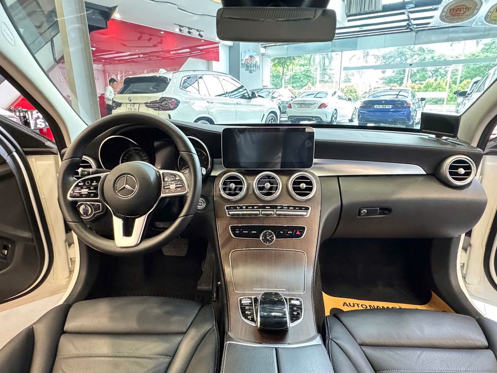 Mercedes C200 Exclusive 2020 - 53000 km. Mua bán Ô tô tại Quận 7 Tp Hồ Chí Minh được đăng bởi Quý Auto Nam Sài Gòn hình 9