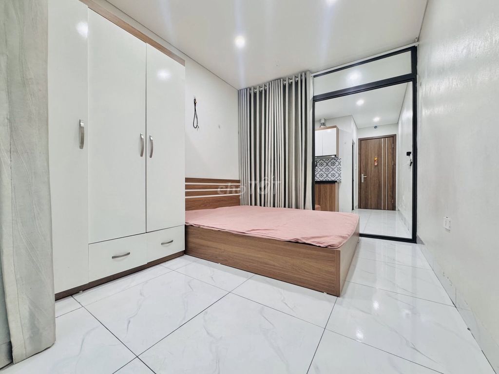 Cho thuê phòng trọ 5tr6 Hoàng Đạo Thành, có nội thất
