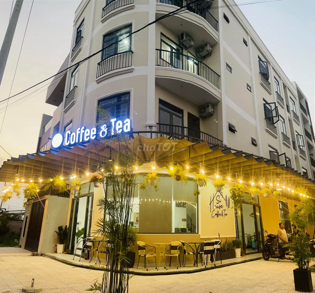 Cho thuê căn hộ studio 30m2, có ban công, khu Nam Việt Á