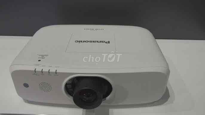 Máy chiếu Panasonic PT-EZ770 Trắng. Mua bán Đồ dùng văn phòng tại Thành phố Vũng Tàu Bà Rịa - Vũng Tàu được đăng bởi Đồ Điện Tử Gia Đình Vũng Tàu hình 1