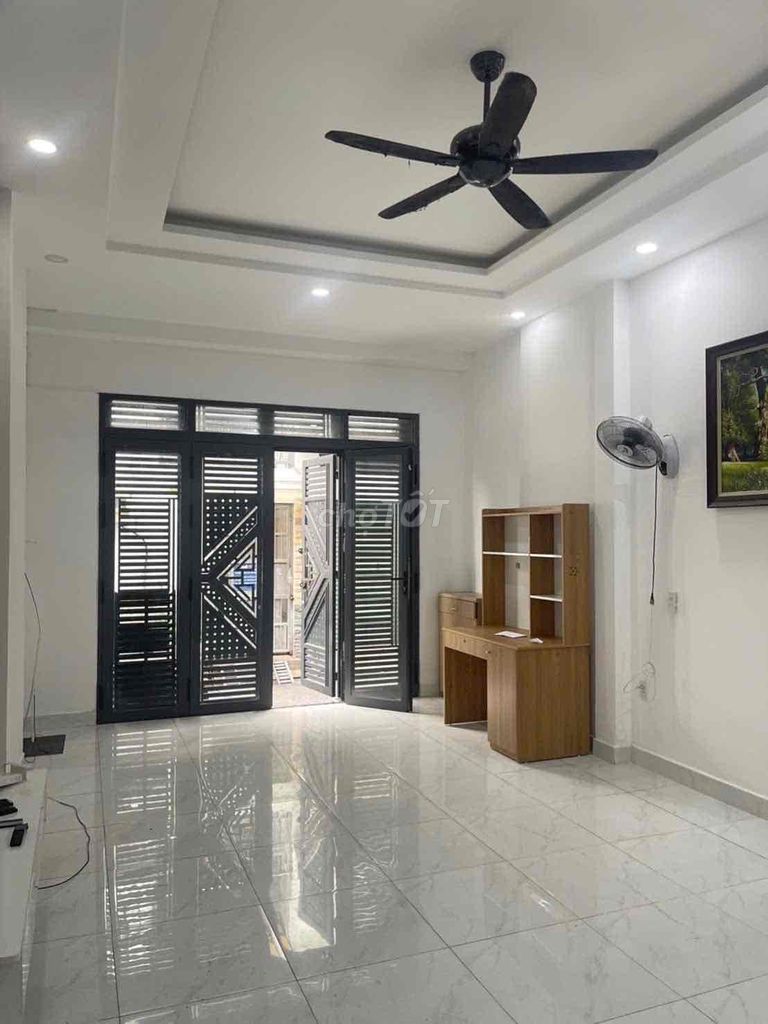 5 TẦNG BTCT – HẺM XE HƠI 5,5M – XE HƠI ĐỖ CỬA –GẦN CHỢ HOA HỒ THỊ KỶ