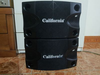 Thanh lý đôi loa California, nghe rất hay. Mua bán Tivi, Âm thanh tại Quận Thanh Xuân Hà Nội được đăng bởi Hong Thang