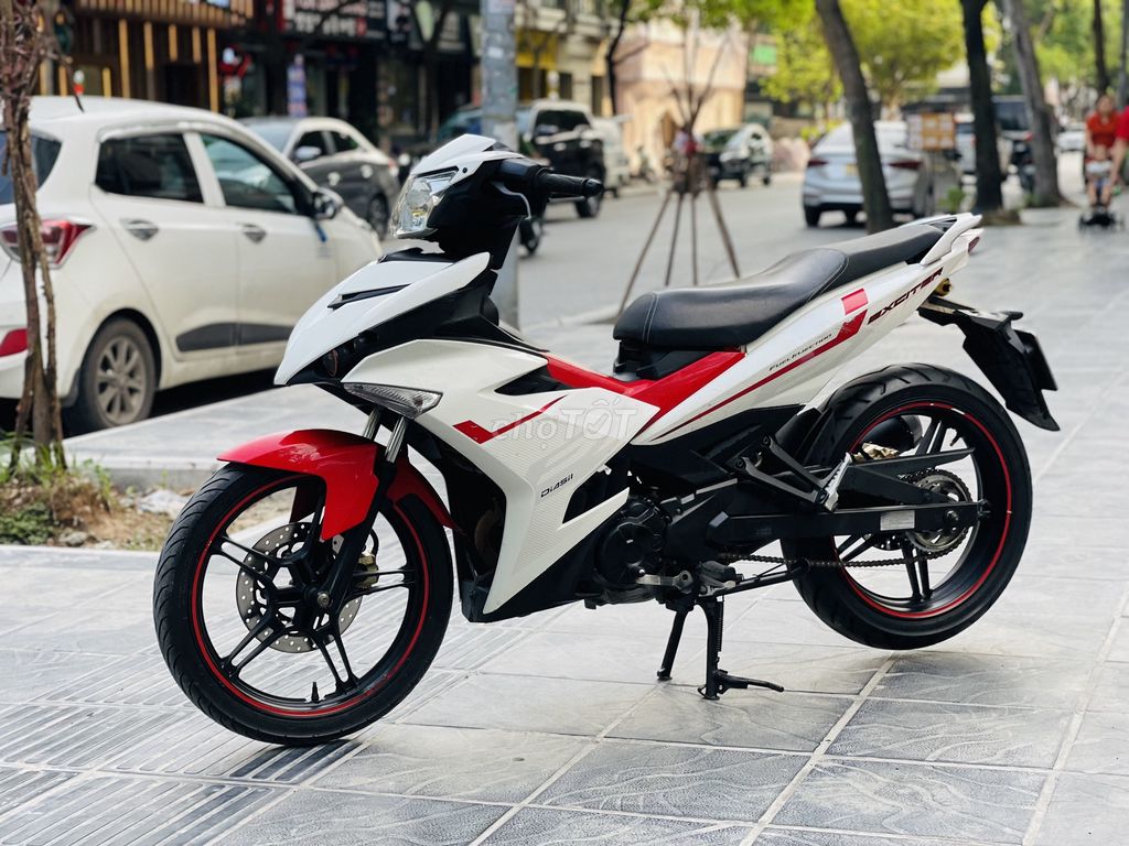 YAMAHA EXCITER 150 TRẮNG ĐỎ MÁY CỰC CHẤT. Mua bán Xe máy tại Quận Nam Từ Liêm Hà Nội được đăng bởi Trí Thành hình 5