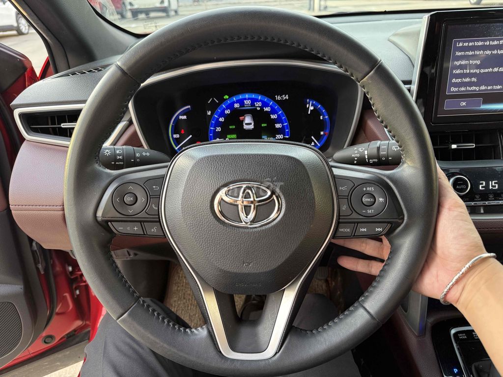 Toyota Corolla Cross 2021 1.8HV - 25800 km - 1 Chủ. Mua bán Ô tô tại Quận Bình Thạnh Tp Hồ Chí Minh được đăng bởi Công Sang hình 14