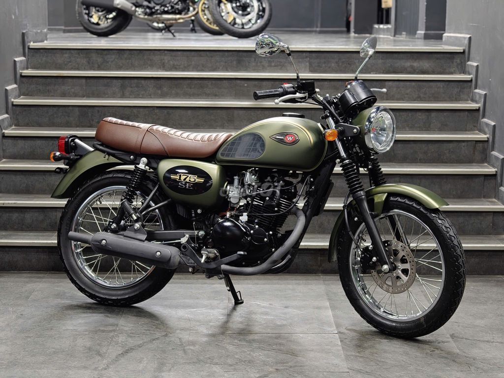 W175 XANH ARMY 2023 HỒ SƠ CẦM TAY ODO 4800KM. Mua bán Xe máy tại Quận Tây Hồ Hà Nội được đăng bởi Tu Phamanh hình 1