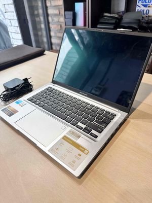 Laptop Asus VivoBook 14 OLED A1405VA-KM095W. Mua bán Laptop tại Quận 10 Tp Hồ Chí Minh được đăng bởi Khoa Pham