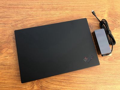 Lenovo ThinkPad X1 Carbon GEN 8  i7/ 16GB/ Cảm Ứng