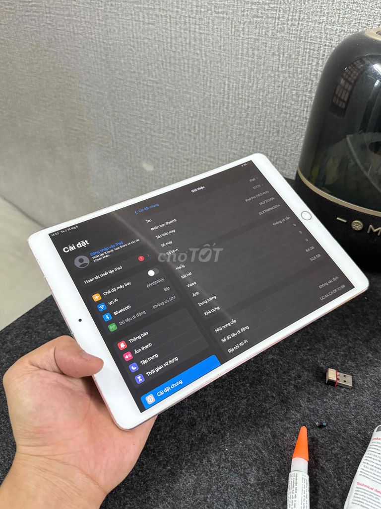 Apple iPad Pro 10.5 inch 64GB Trắng. Mua bán Máy tính bảng tại Quận Thanh Xuân Hà Nội được đăng bởi Ph Anh Khoa  hình 1