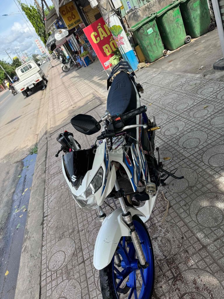 Suzuki Raider Fi 2020 Trắng xanh. Mua bán Xe máy tại Thành phố Thuận An Bình Dương được đăng bởi Ngân hình 5