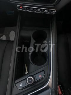 VinFast VF7 2025 S. Mua bán Ô tô tại Quận Hải Châu Đà Nẵng được đăng bởi Hoang Tan hình 11