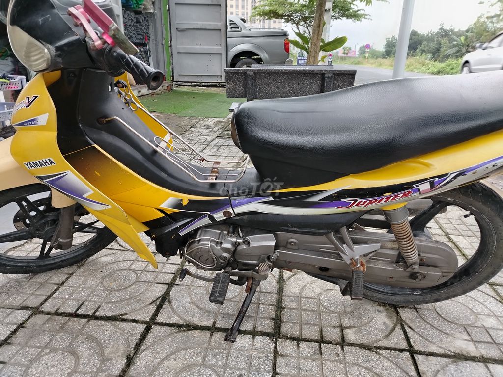 Yamaha Jupiter V màu Vàng. Mua bán Xe máy tại Quận Liên Chiểu Đà Nẵng được đăng bởi Thành Đồng hình 4