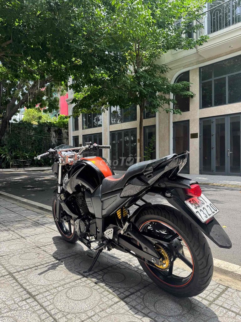 Yamaha FZ S150 2013 родной мотор городской номер