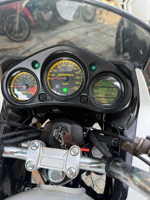 Kazima Hero 250 Trắng 1800km