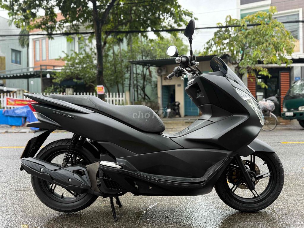 Honda PCX 2017 SMARTKEY B.số 43 Góp trả trướv 6tr. Mua bán Xe máy tại Quận Liên Chiểu Đà Nẵng được đăng bởi Hòa Xe Máy Cũ hình 3