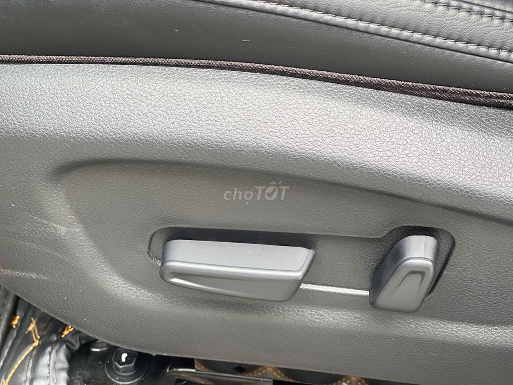 Kia Seltos Luxury 1.4 AT 2023 - 25999 km. Mua bán Ô tô tại Thành phố Thủ Dầu Một Bình Dương được đăng bởi trần thị khánh huyền  hình 18