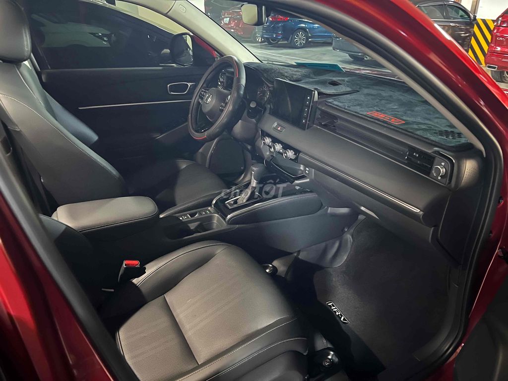 Honda HRV L Sensing 2025 Đỏ 2300 km, quá đẹp, Zin. Mua bán Ô tô tại Quận 7 Tp Hồ Chí Minh được đăng bởi SHOWROOM HONDA ÔTÔ QUẬN 7 hình 9