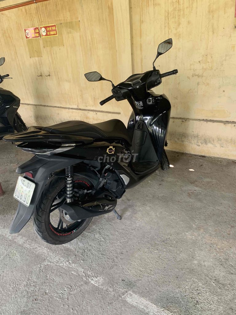 Chính chủ cần bán SH150 CBS đklđ 2021. Mua bán Xe máy tại Huyện Thuỷ Nguyên Hải Phòng được đăng bởi hieu nguyenminh hình 5