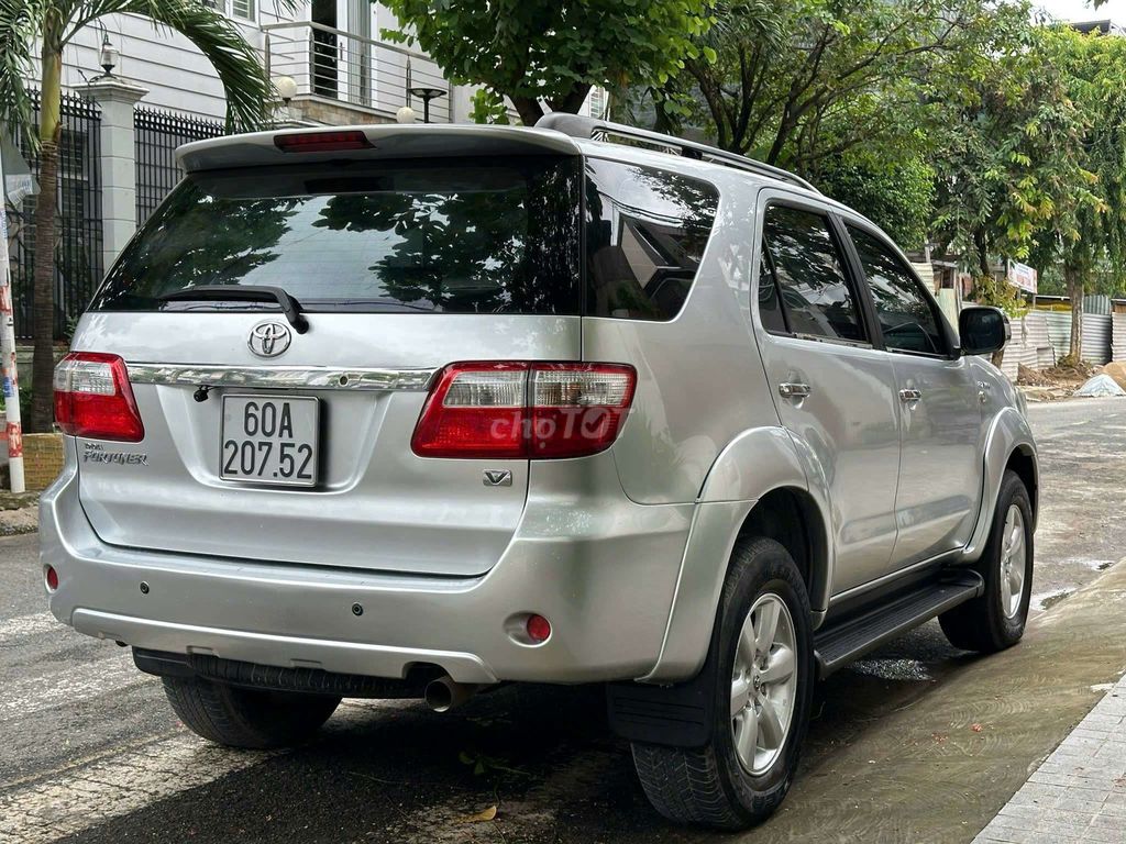 Toyota Fortuner 2009 2.7V - 117000 km. Mua bán Ô tô tại Thành phố Thuận An Bình Dương được đăng bởi THANH LÂM  hình 5
