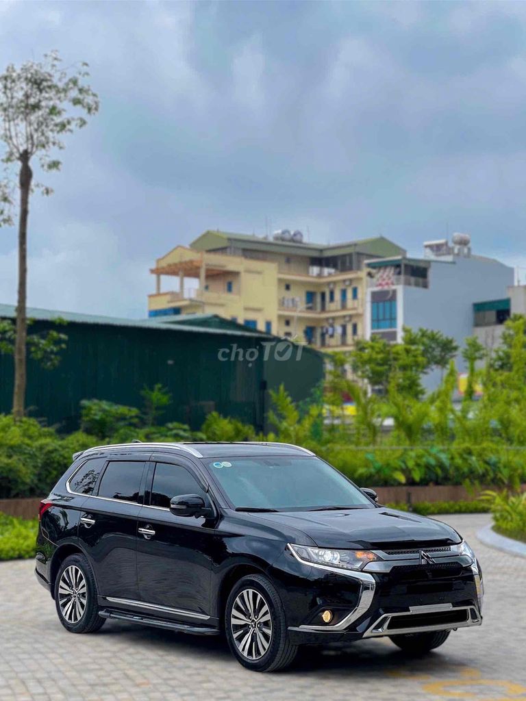 Mitsubishi Outlander 2022 2.0 CVT - 65000km. Mua bán Ô tô tại Quận Long Biên Hà Nội được đăng bởi Mr Tài Oto hình 2