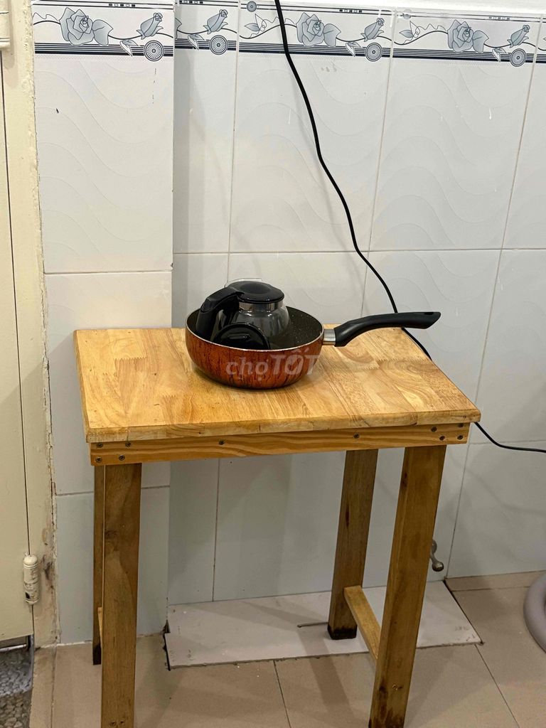 Kệ gỗ 63x56 cm. Mua bán Tủ, kệ gia đình tại Quận 1 Tp Hồ Chí Minh được đăng bởi sennnn hình 1