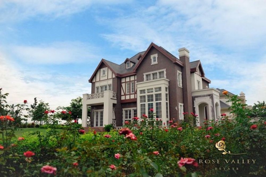 SAMPLE_HOUSE