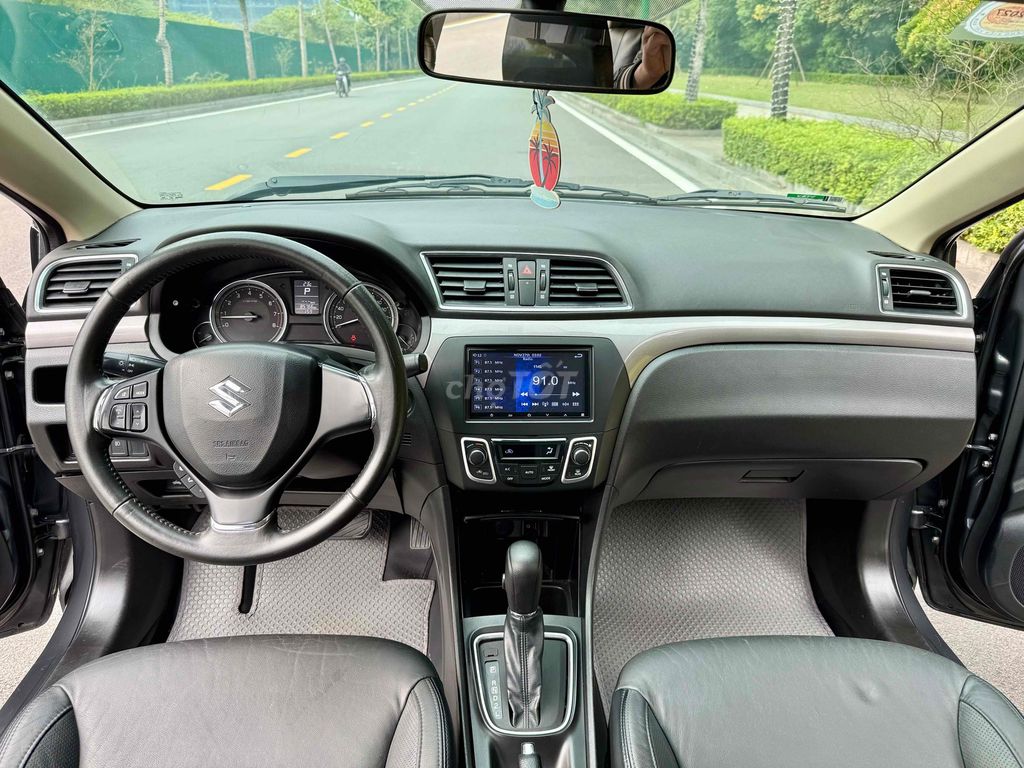 Suzuki Ciaz 2019 1.4 AT - 92000 km. Mua bán Ô tô tại Quận Long Biên Hà Nội được đăng bởi Thế Anh hình 8