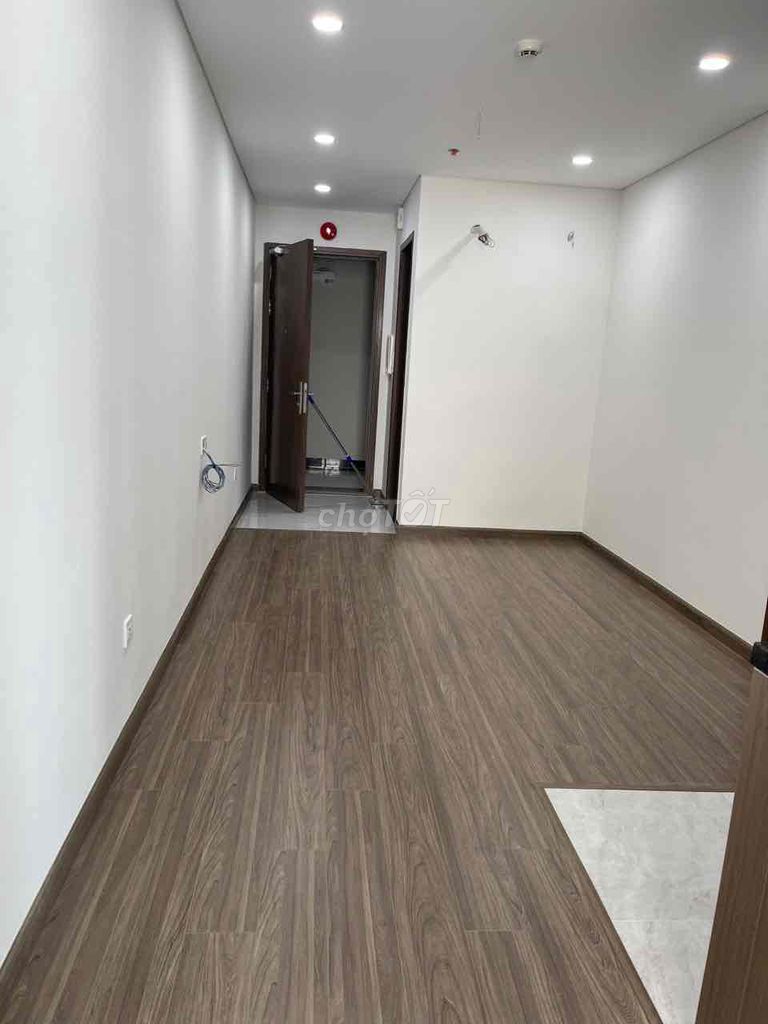 Bán căn 2PN FPT Plaza2 dt 56m2, view hướng đông thoáng mát